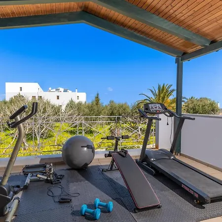 Vilă La Serena & Farm With Heated Pool *